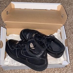 Black Nike Air Force 1